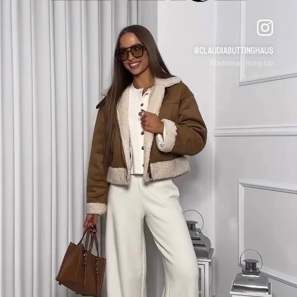 NWT ZARA blogger fav DOUBLE-FACED JACKET SIZE M
🚨PRICE FIRM NO DISCOUNT - Picture 3 of 15